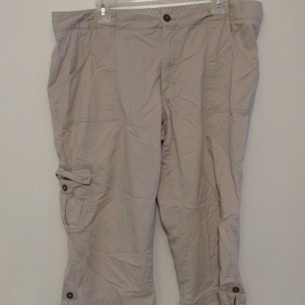 Carhart Capri Cargo Pants Womens Size 18